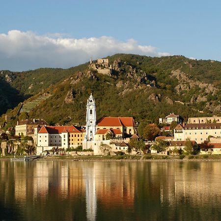 Weingut-Pension Stockingerhof Dürnstein Eksteriør billede