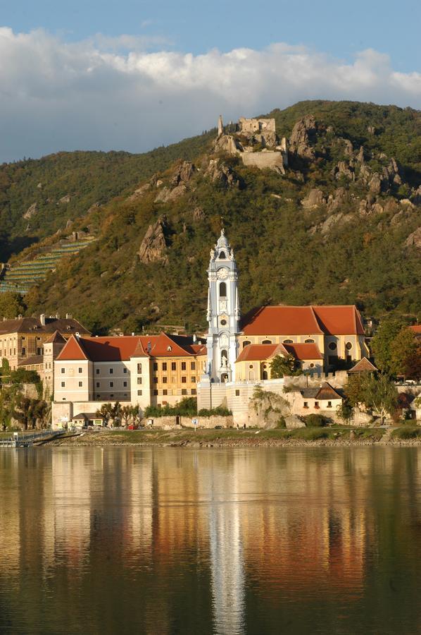 Weingut-Pension Stockingerhof Dürnstein Eksteriør billede